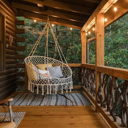 Log Cabin With Mountain View And Privacy Blue Ridge Exterior foto